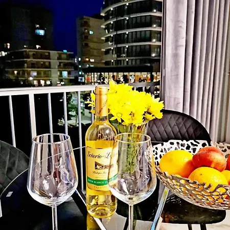 Ana Maria Solo Familias Apartment